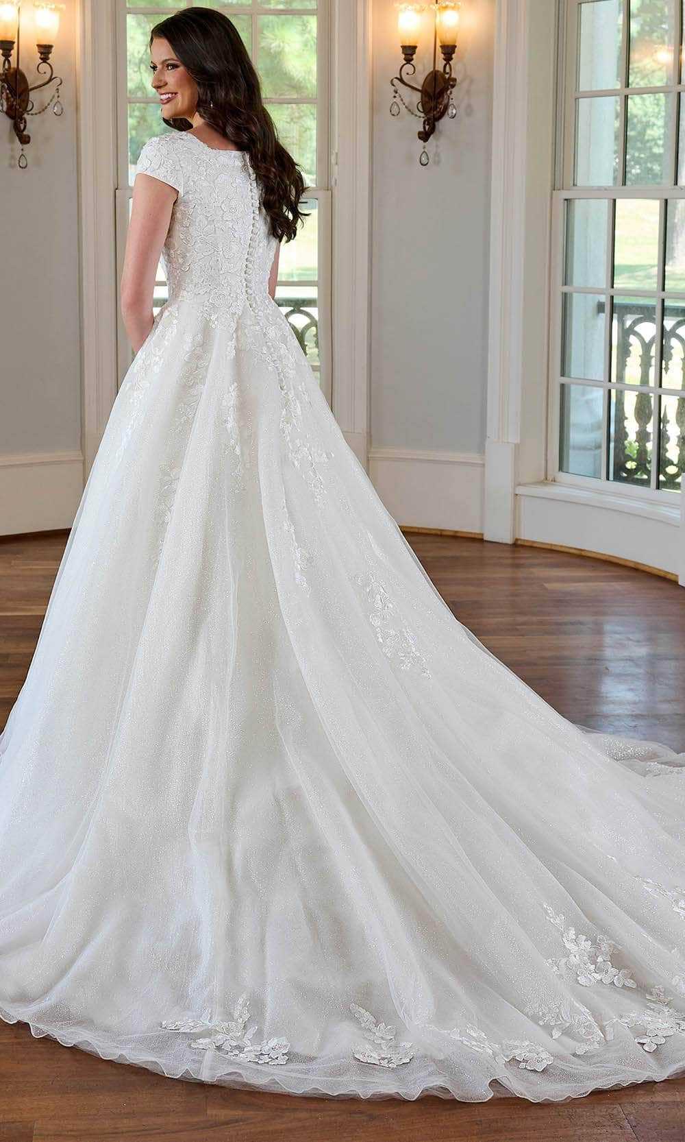 Rachel Allan, Rachel Allan RB3184 - Square Glitter Embroidered Bridal Gown