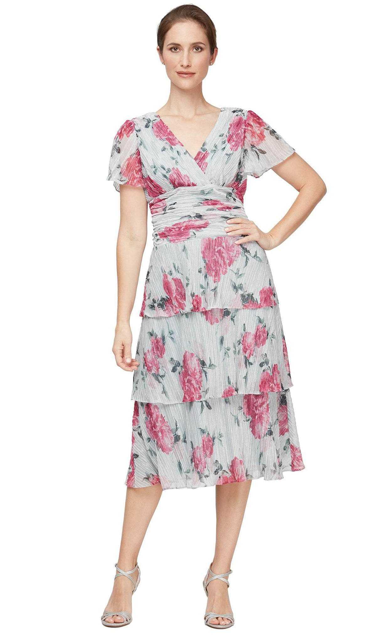 SLNY, SLNY 91551741 - Floral Ruched Sheath Dress